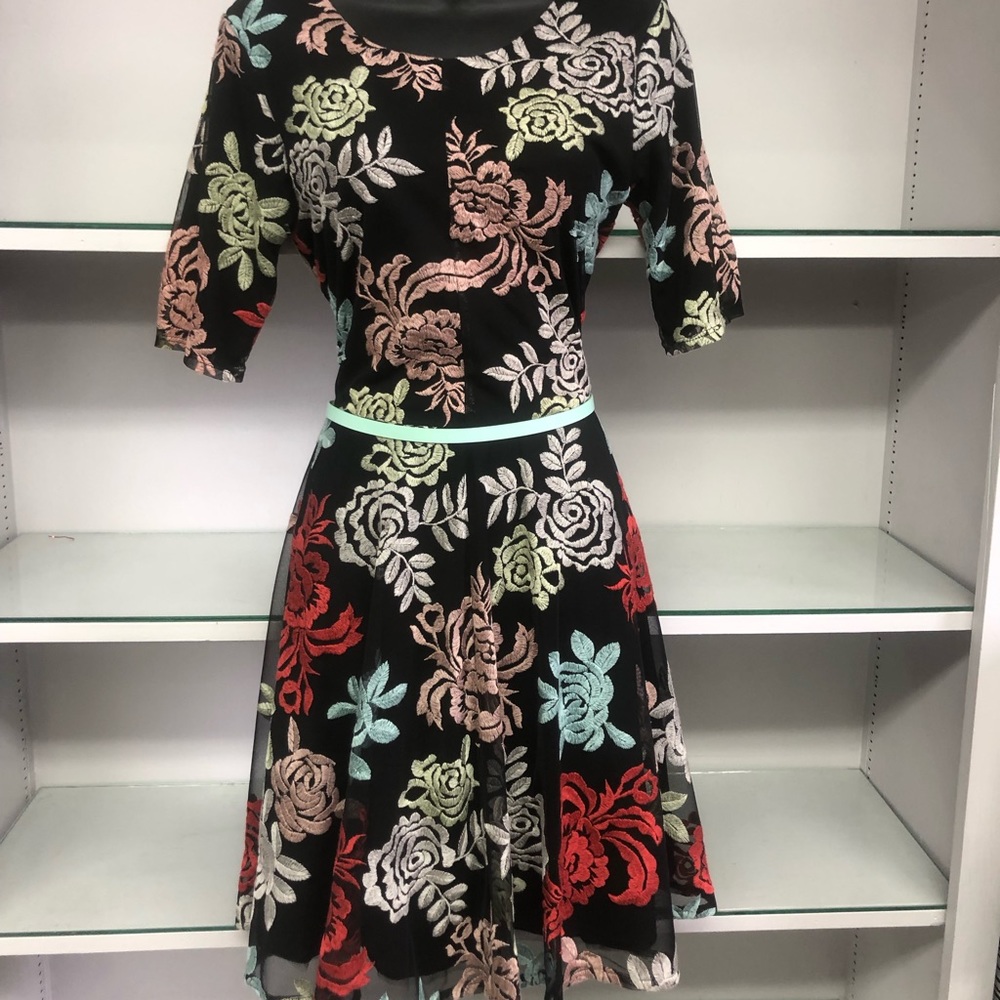 Weston Wear size medium floral print Dress - Picture 1 of 3